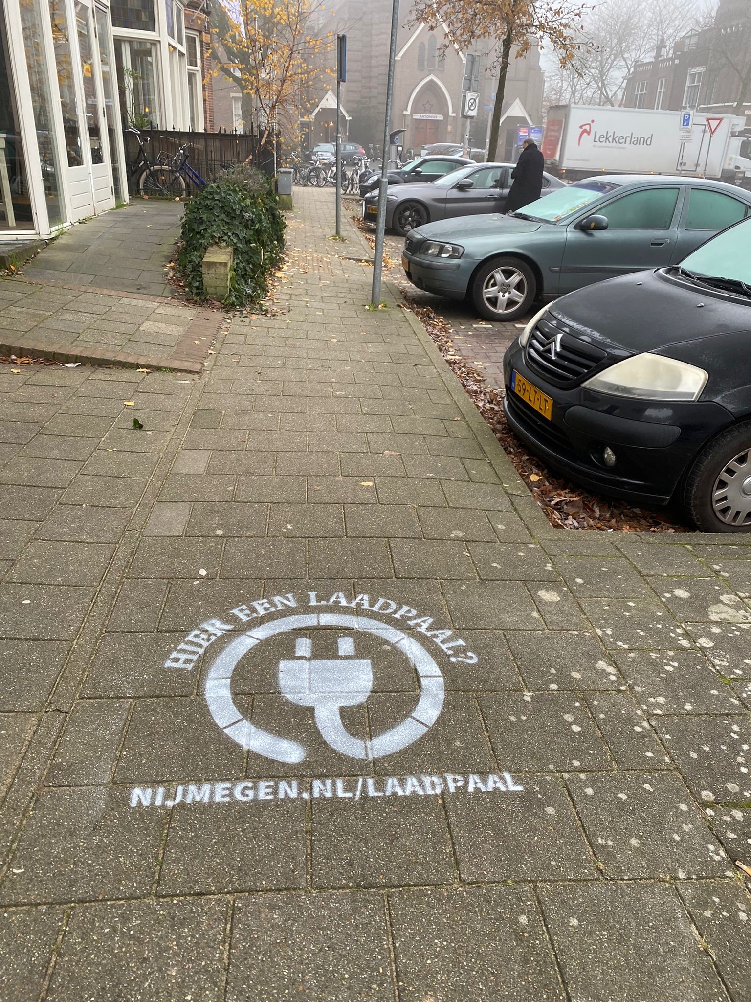 Denk mee over de plekken voor laadpalen en deelauto’s