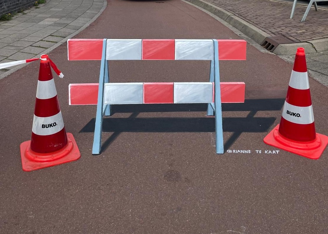 St. Annastraat: nu even omfietsen, straks een mooier fietspad